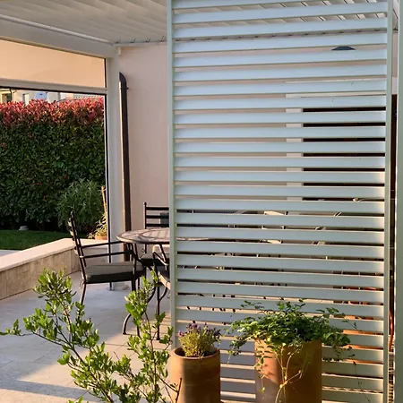 Semesterbostad Casa Roza *