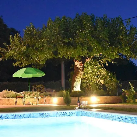 Semesterbostad Casa Roza *