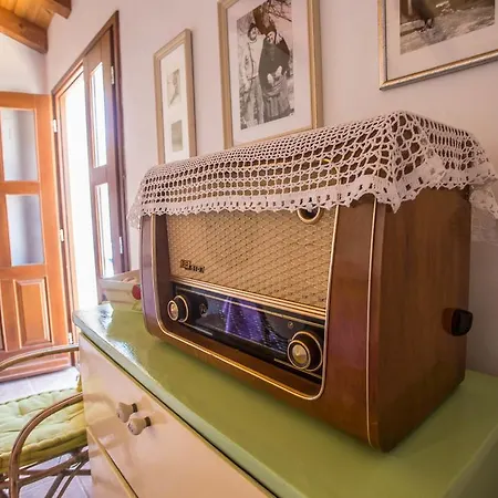 Semesterbostad Casa Roza