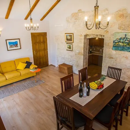 Casa Roza Semesterbostad *