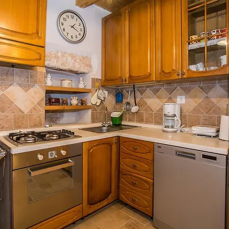 Semesterbostad Casa Roza Višnjan