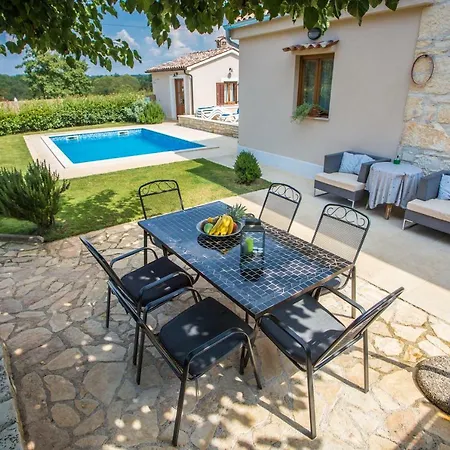 Casa Roza Semesterbostad Višnjan