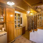 別荘 Casa Roza Višnjan