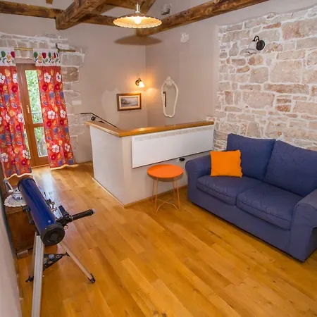 Сasa de vacaciones Casa Roza Višnjan